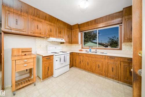 12825 102 Street Nw, Edmonton, AB 