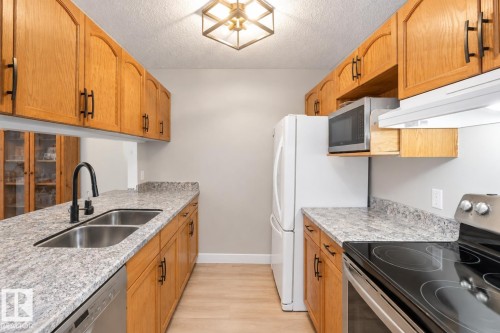 #329 17447 98A Av Nw, Edmonton, AB 