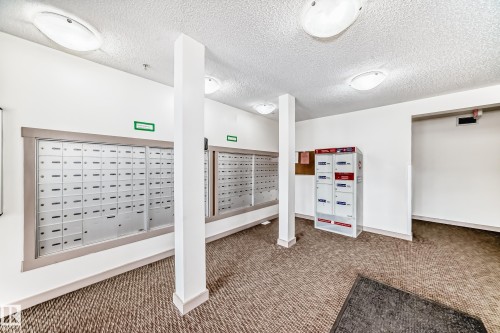 #210 3315 James Mowatt Tr Sw Sw, Edmonton, AB - Indoor Photo Showing Other Room