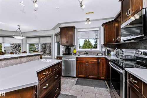 #218 261 Youville Dr E Nw, Edmonton, AB 