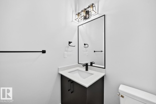 106 Waverly Way, Fort Saskatchewan, AB - Indoor Photo Showing Bathroom