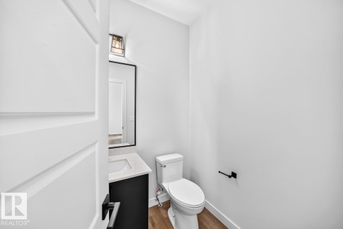 106 Waverly Way, Fort Saskatchewan, AB - Indoor Photo Showing Bathroom