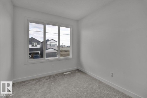 #Upper 18116 73 St Nw Nw, Edmonton, AB - Indoor Photo Showing Other Room