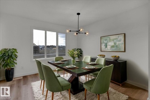 #Upper 18116 73 St Nw Nw, Edmonton, AB - Indoor Photo Showing Dining Room