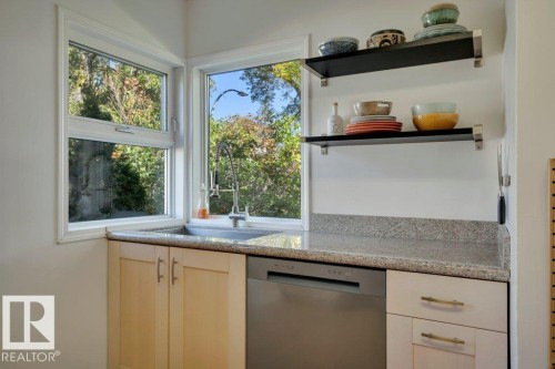 12130 123 Street Nw, Edmonton, AB 