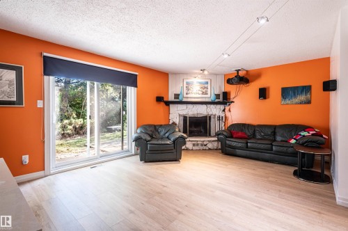 10606 25A Avenue Nw, Edmonton, AB 