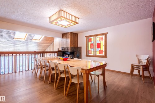 10606 25A Avenue Nw, Edmonton, AB 