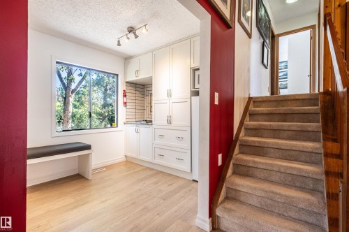 10606 25A Avenue Nw, Edmonton, AB 