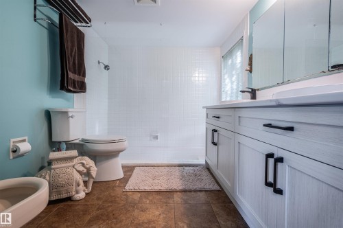 10606 25A Avenue Nw, Edmonton, AB 