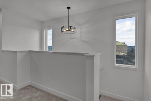 #Upper 18120 73 St Nw Nw, Edmonton, AB - Indoor Photo Showing Other Room