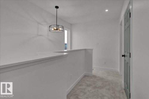 #Upper 18120 73 St Nw Nw, Edmonton, AB - Indoor Photo Showing Other Room