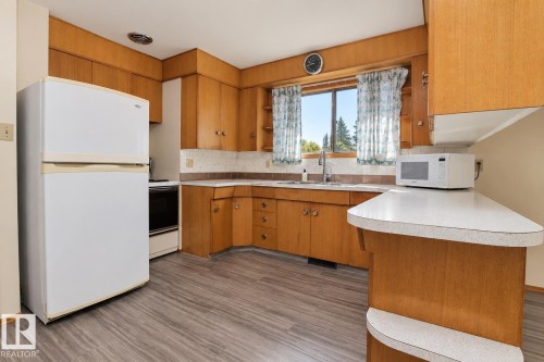 10339 80 Street Nw, Edmonton, AB 