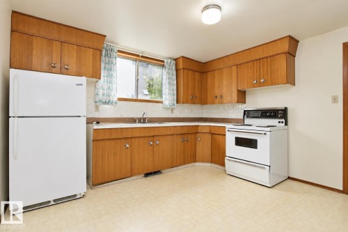 10339 80 Street Nw, Edmonton, AB 