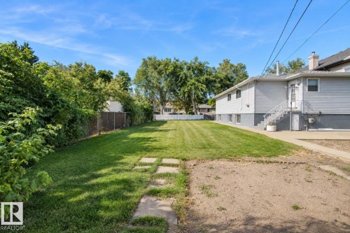 10337 80 Street Nw, Edmonton, AB 