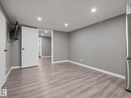 11211 104 Street Nw, Edmonton, AB 