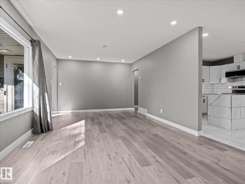 11211 104 Street Nw, Edmonton, AB 