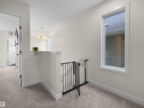 209 Desrochers Boulevard Sw, Edmonton, AB - Indoor Photo Showing Other Room