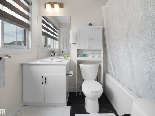 209 Desrochers Boulevard Sw, Edmonton, AB - Indoor Photo Showing Bathroom