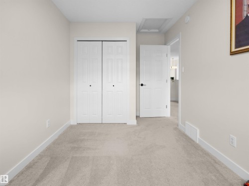 209 Desrochers Boulevard Sw, Edmonton, AB - Indoor Photo Showing Other Room