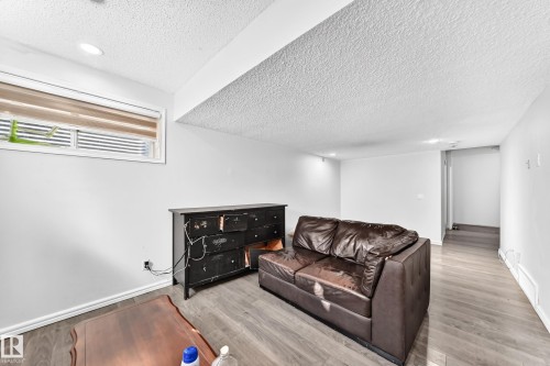 17311 120 Street Nw, Edmonton, AB 
