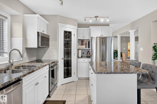 12 Otter Crescent, St. Albert, AB - Indoor Photo Showing Kitchen With Double Sink With Upgraded Kitchen