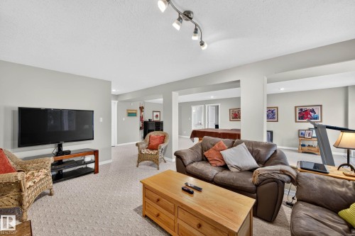 12 Otter Crescent, St. Albert, AB - Indoor Photo Showing Living Room