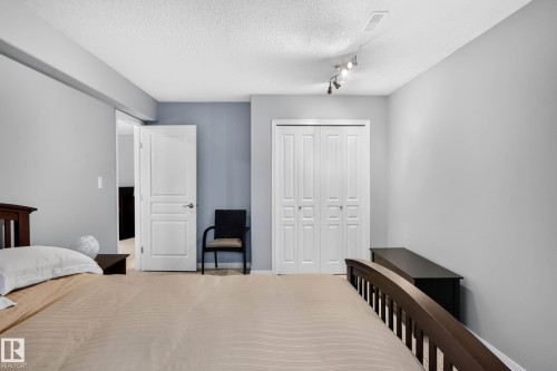 12 Otter Crescent, St. Albert, AB - Indoor Photo Showing Bedroom
