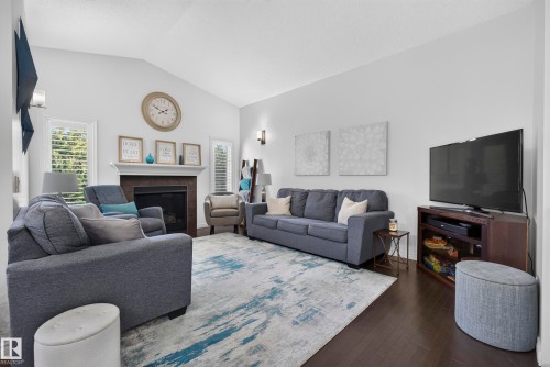 27 Silverstone Drive, Stony Plain, AB 