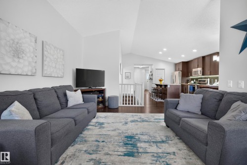 27 Silverstone Drive, Stony Plain, AB 