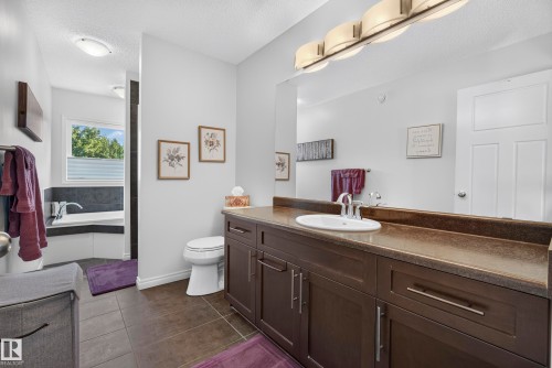 27 Silverstone Drive, Stony Plain, AB 