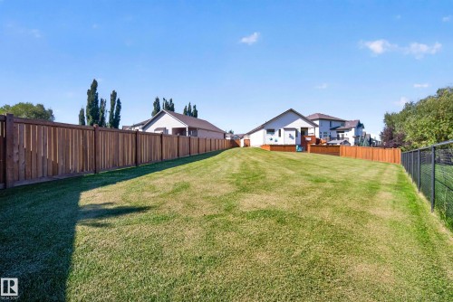 27 Silverstone Drive, Stony Plain, AB 