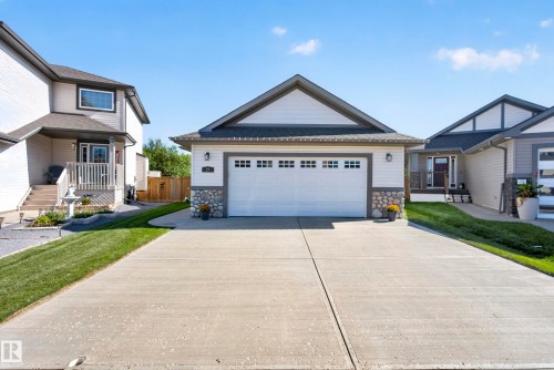 27 Silverstone Drive, Stony Plain, AB 