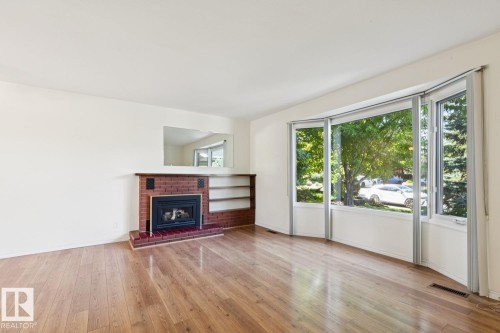 9319 147 Street Nw, Edmonton, AB 