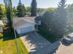 9319 147 Street NW  Edmonton, AB T5R 0Y8