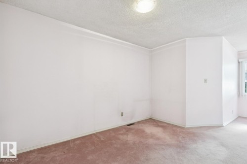 9319 147 Street Nw, Edmonton, AB 