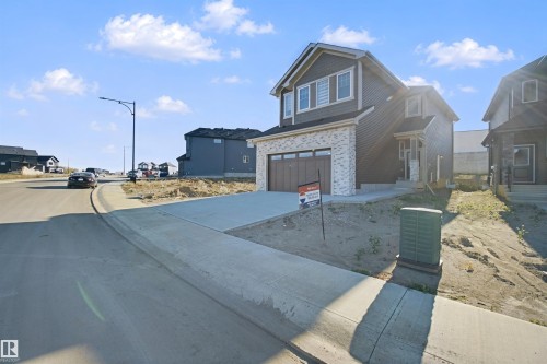 1407 Osprey Court Nw, Edmonton, AB 