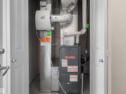 Goodman furnace with integrated humidifier and extensive ductwork - 