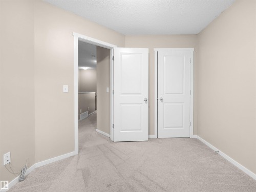 Neutral wall color with white trim - #162 603 Watt Bv Sw, Edmonton, AB 