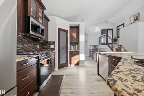 10819 175 Avenue Nw, Edmonton, AB 