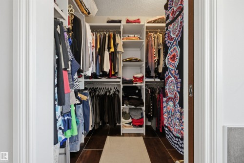 Exceptionally large and private primary bedroom with 4 PC ensuite, ambient lighting, and large walk-in closet - 10819 175 Avenue Nw, Edmonton, AB 