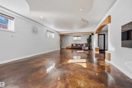 Exceptionally large open concept basement with sealed concrete in-floor heating - 10819 175 Avenue Nw, Edmonton, AB 