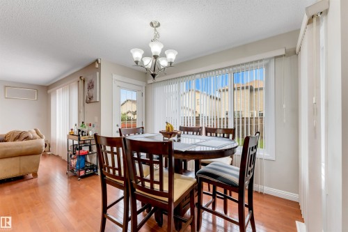3012 25 Ave Avenue Nw, Edmonton, AB 