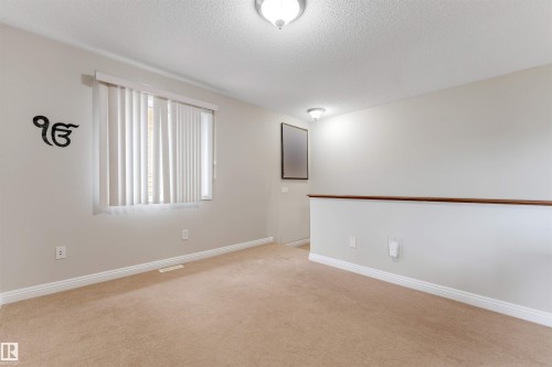 3012 25 Ave Avenue Nw, Edmonton, AB 