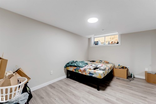 3012 25 Ave Avenue Nw, Edmonton, AB 