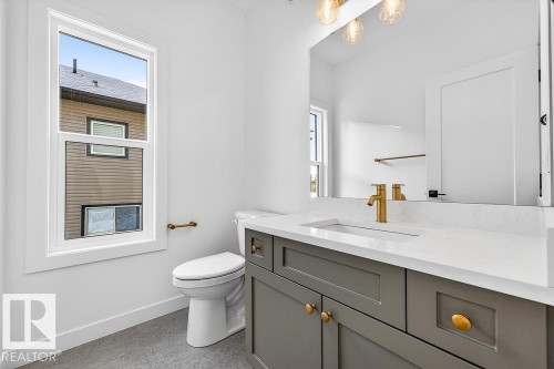 132 Heron Point Close, Rural Wetaskiwin County, AB - Indoor Photo Showing Bathroom