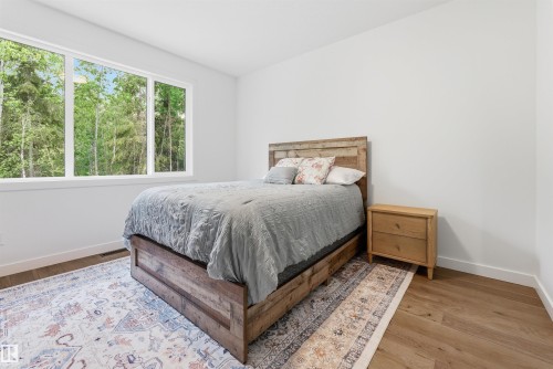 132 Heron Point Close, Rural Wetaskiwin County, AB - Indoor Photo Showing Bedroom