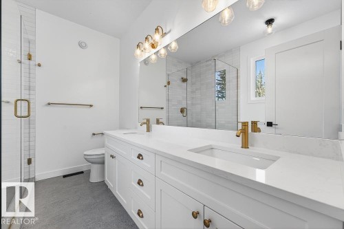 132 Heron Point Close, Rural Wetaskiwin County, AB - Indoor Photo Showing Bathroom