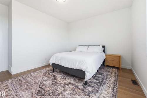 132 Heron Point Close, Rural Wetaskiwin County, AB - Indoor Photo Showing Bedroom