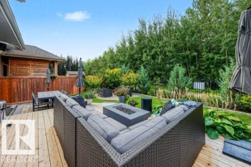 70 Enchanted Way, St. Albert, AB 