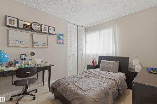 7115-7121 80 Avenue Nw, Edmonton, AB 